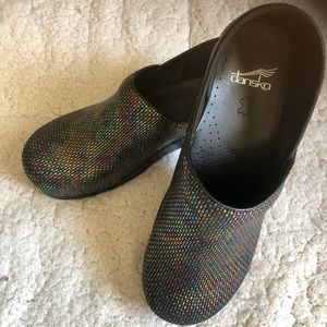 Women’s Professional Dansko Clogs